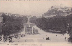 France Lourdes L'Esplanade et le Chateau
