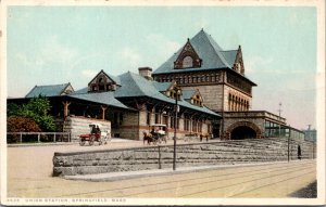 Postcard Union Railroad Station in Springfield, Massachusetts