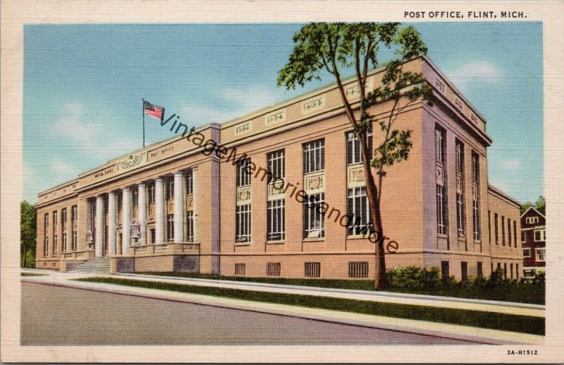 Post Office Flint MI Postcard PC303/#2