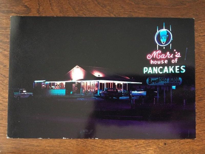 Mari's House of Pancakes at Night, US 41 at 42nd St., Sarasota, Florida FL d7