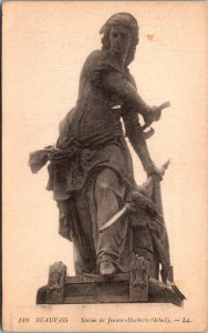 Postcard France Beauvais Statue of Jeanne Hatchette