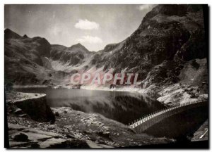 Postcard Modern Vallee D & # 39Ossau Lake D & # 39Artouste and its dam