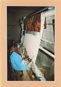 Tunisia Postcard - Gafsa - Artisanat - Tissage d'une Tapisserie RR9034