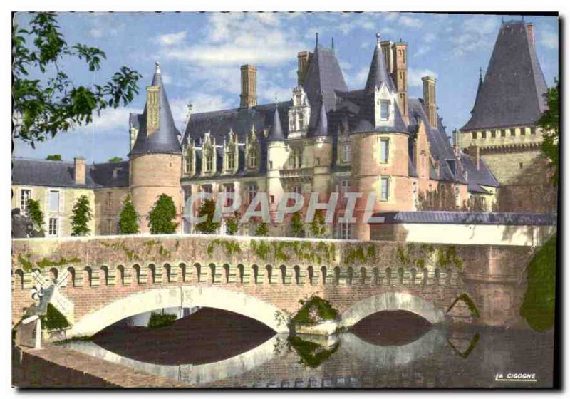 Postcard Modern Maintenon Eure et Loir Le Chateau