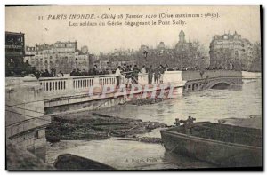 Old Postcard Militaria Paris Floods January 28, 1910 Soldiers of Genie cleari...