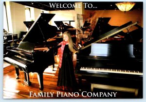 WAUKEGAN, Illinois IL ~ Interior FAMILY PIANO CO. Showroom w/Girl 4x6 Postcard