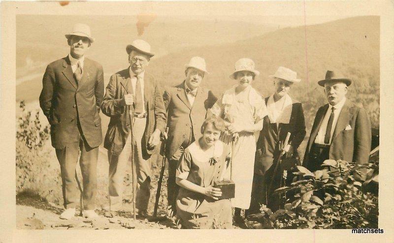 C-1910 Group Photo Walkers Box Camera RPPC real photo postcard 6424