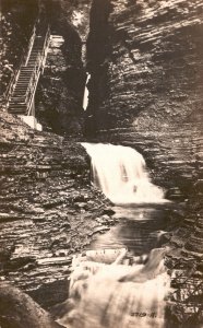 Vintage Postcard Eye-Pleasing View Of Rainbow Falls Watkins Glen New York NY
