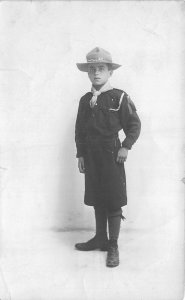 uk41536 boy scout london hammersmith real photo  uk