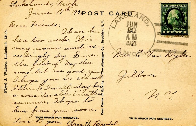 MI - Lakeland, Docks.   (crease, ink mark on card)