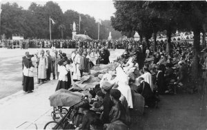 Lot362 6 real photo social history france Lourdes healing  miracle marseille