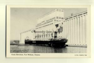 cb0130 - Unknown ship at Grain Elevators , Fort William , Ontario - postcard