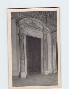 Postcard Portone di bronzo Basilica di S. Pietro Rome Italy