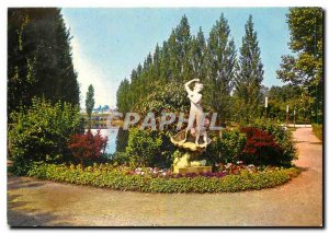 Modern Postcard Images of France Fresnes park