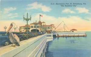 St Petersburg FL Recreation Pier, Pelican Linen Postcard Unused