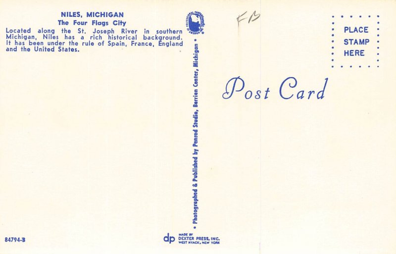 LPD06    Niles Michigan Postcard Large Letters