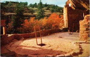 Spruce Tree Ruin - ladder into kiva ceremonial chamber Mesa Verde National Park