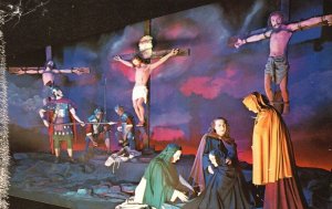 Vintage Postcard Christus Gardens Gatlinburg TN Tennessee Crucifixion Scene