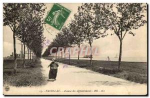 Old Postcard Pauillac Avenue wharves