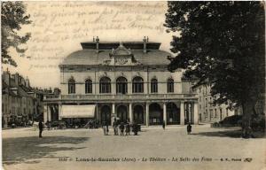 CPA LONS-le-SAUNIER Le Theatre La Salle des Fetes (446702)