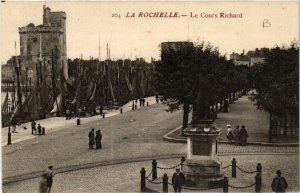 CPA La ROCHELLE Le Cours Richard (666781)