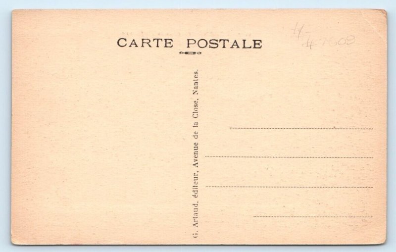 LE MANS - Place de la Prefecture FRANCE Postcard