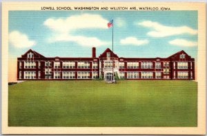 Low Will School Washington & Wilston Avenue Waterloo Iowa IA Campus Postcard