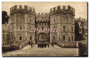 Postcard Old Windsor Castle Henry VIII Gate