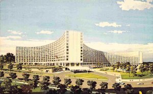 Washington Hilton Hotel Washington DC 1967 postcard