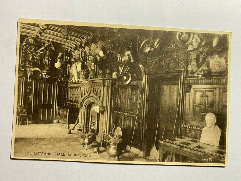 UNUSED VINTAGE POSTCARD  - THE ENTRANCE HALL ABBOTSFORD    (KK1019)