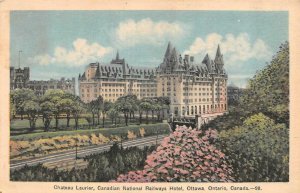 OTTAWA, Ontario Canada   CHATEAU LAURIER~National Railways Hotel  1940 Postcard