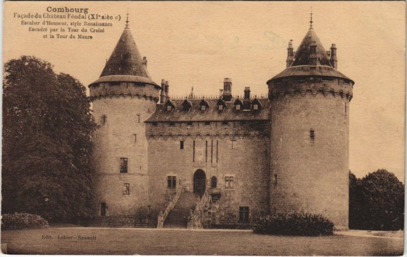 CPA COMBOURG Facade du Chateau Feodal (1251560)