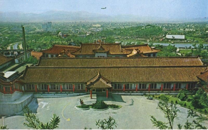 The Grand Hotel Taipei Taiwan China Golden Dragon Wing Unused Postcard D26