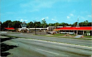 VINTAGE POSTCARD THE HOWARD JOHNSON RESTAURANT ON U.S 301 AT JESUP GEORGIA 1960s