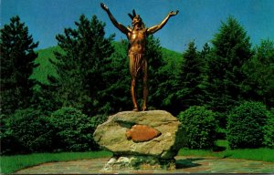 Massachusetts Mohawk Trail Mohawk Park Hail To The Sunrise Statue