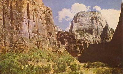 GREAT WHITE THRONE ZION NATIONAL PARK UT Postcard