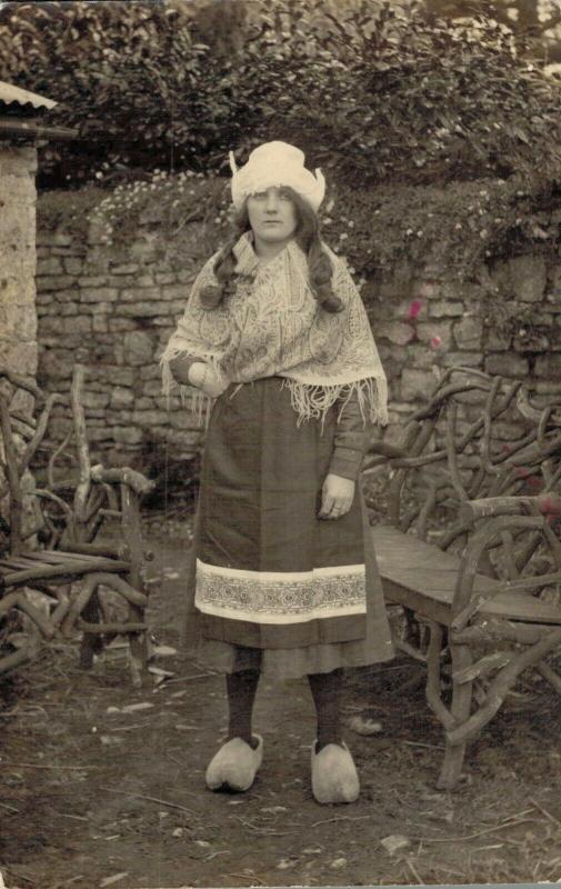 Dutch Girl With Clogs Typical Dutch Shoes 1916 Rppc 02.71