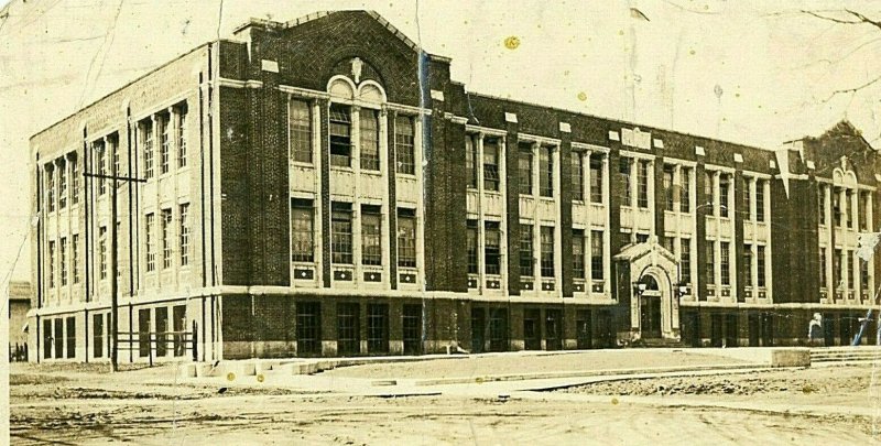 Postcard RPPC View of High School in Birmingham, MI.          P5