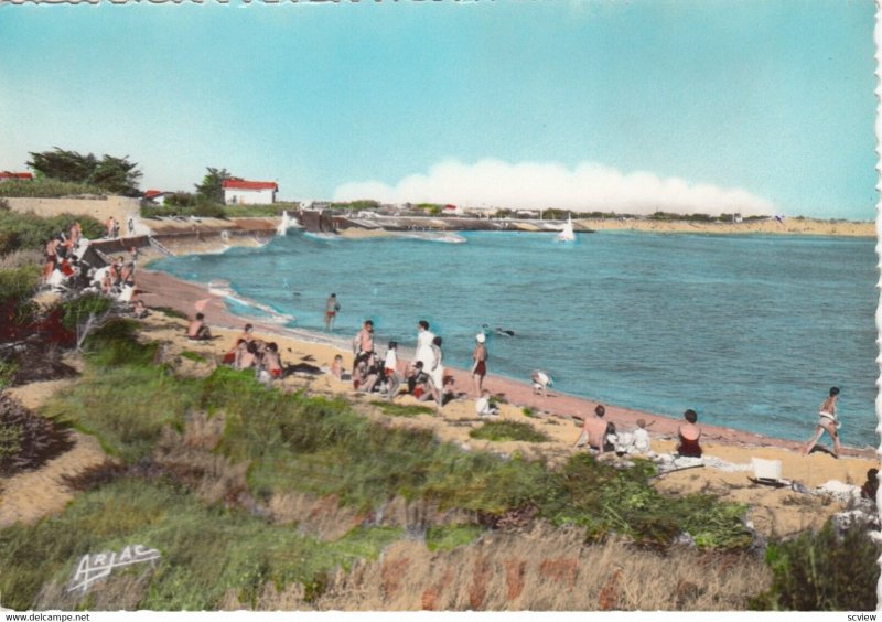 RP; LA PERROCHE, France, 1950-1960's; Scene At The Beach, Sur La Cote De Lumiere