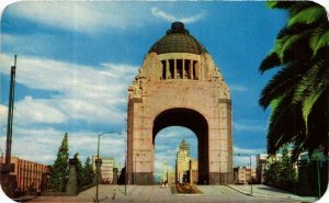 CPM AK Mexico Monumento de la Revolucion MEXICO (648002)