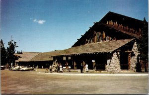 Vintage Old Faithful Lodge Yellowstone National Park Wyoming WY Unused Postcard