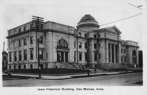 RPPC, Des Moines IA Iowa  HISTORICAL BUILDING & Street View  1908 Photo Postcard