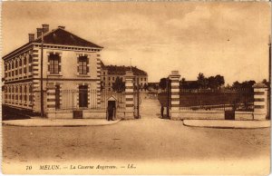 CPA Militaire - MELUN - La Caserne Angereau (92117)