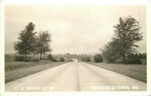 Fredericktown Missouri US Highway 67 1943 RPPC Photo Postcard 11673