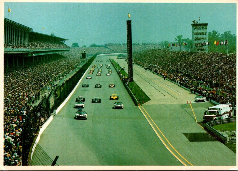 Indiana Indianapolis Motor Speedway Indianapolis 500 Mile Race The First Lap