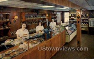 Plain & Fancy Farm - Bird-in-Hand, Pennsylvania PA Postcard