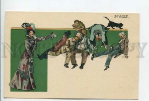 433872 ART NOUVEAU Lady & Drunk Men MONKEY CAT Old LITHO Russia postcard COMIC