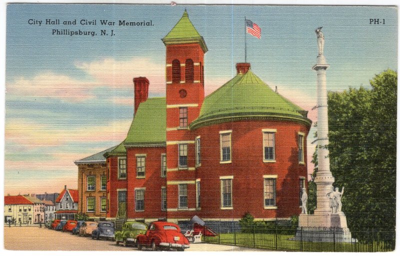 Phillipsburg, N.J., City Hall and Civil War Memorial