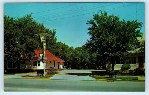BRUSH, CO Roadside KOZY KOURT MOTEL c1950s Morgan County  Postcard