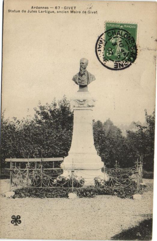 CPA GIVET - statue de jules lartigue ancien maire de GIVET (147845)